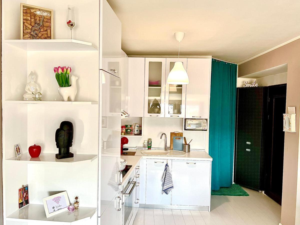 Town Place Apartment Kŭrdzhali Buitenkant foto